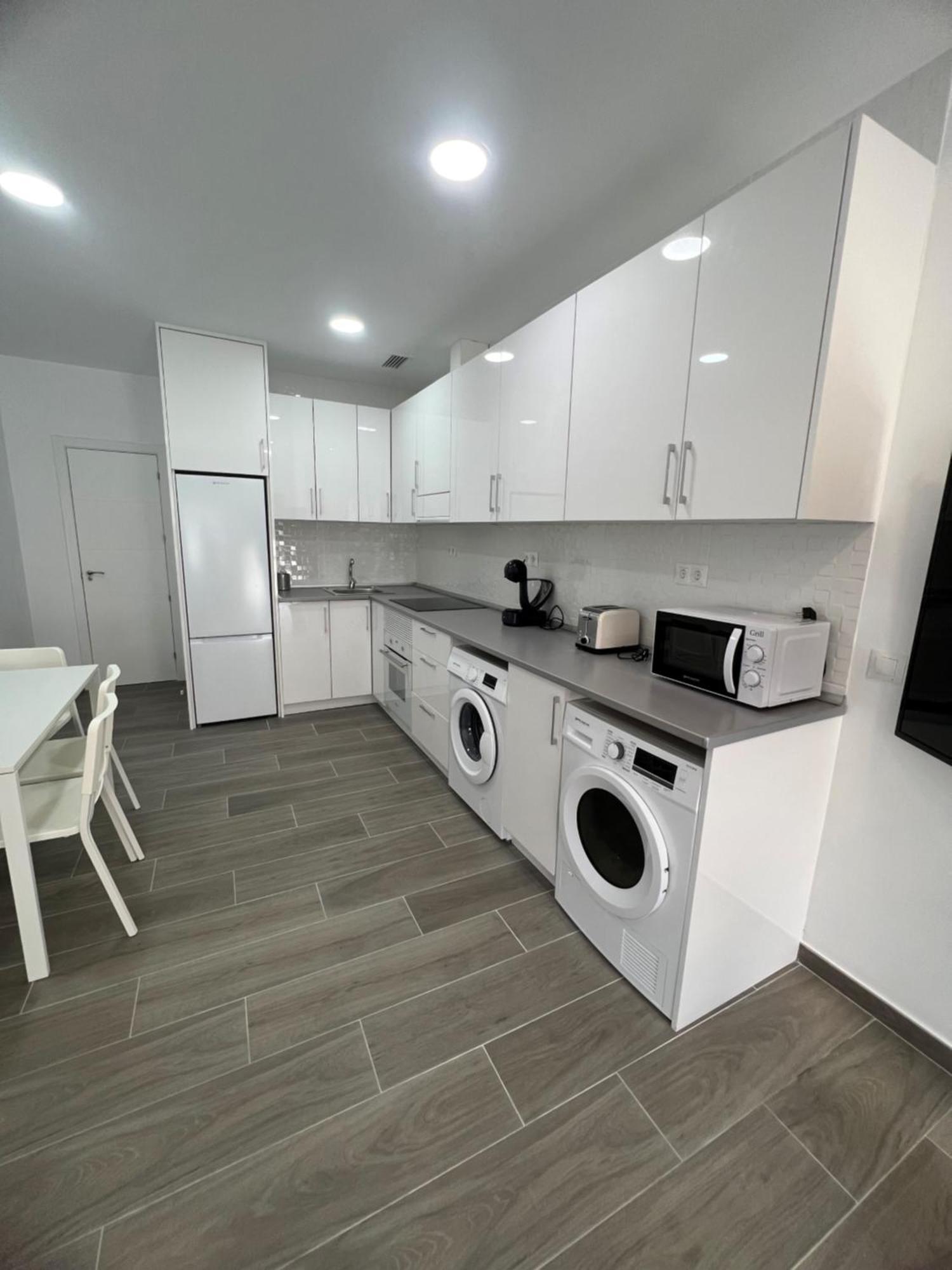 Apartamentos Montalvo Metropolis A Torremolinos Eksteriør bilde
